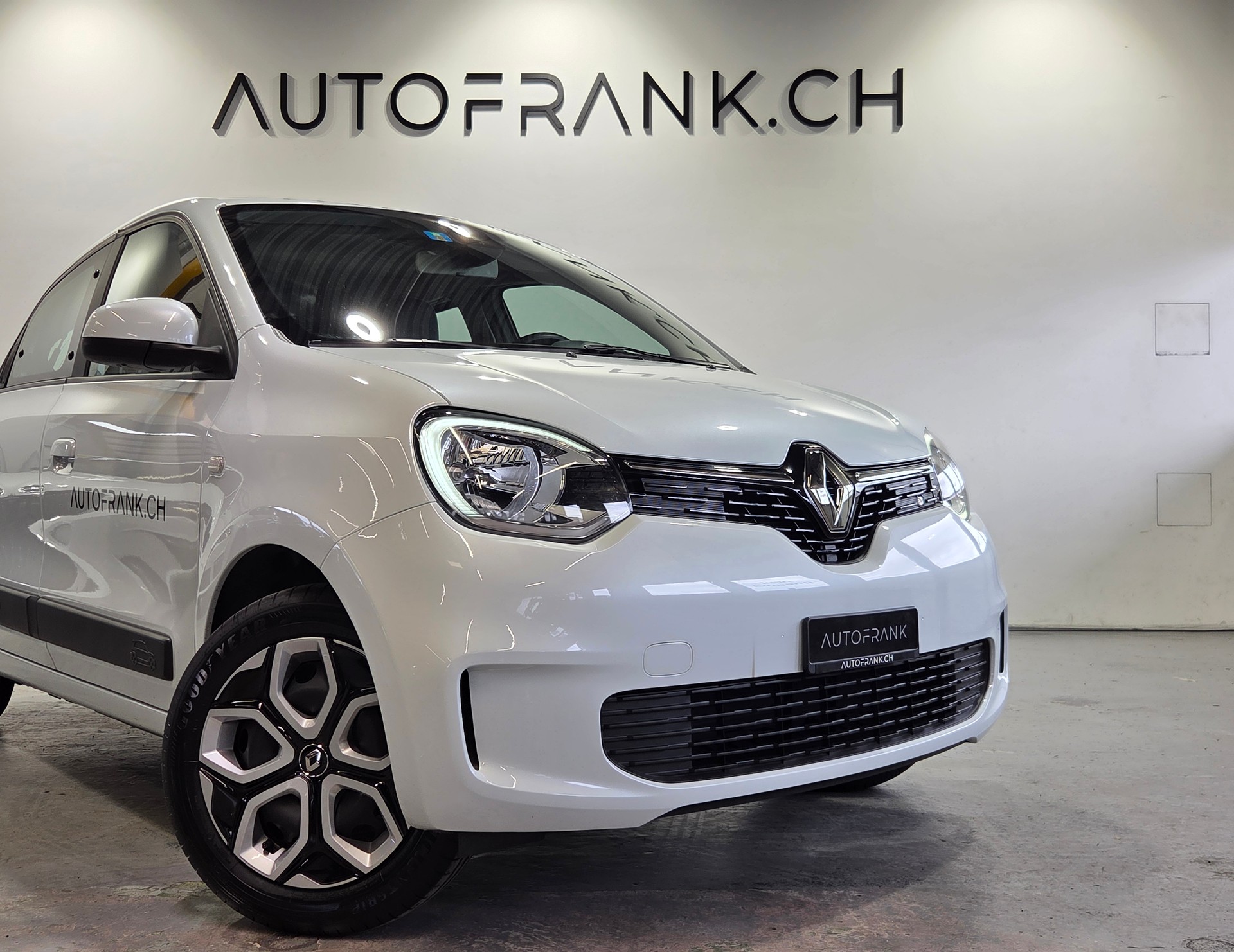RENAULT Twingo 0.9 TCe 95 Zen-image-7