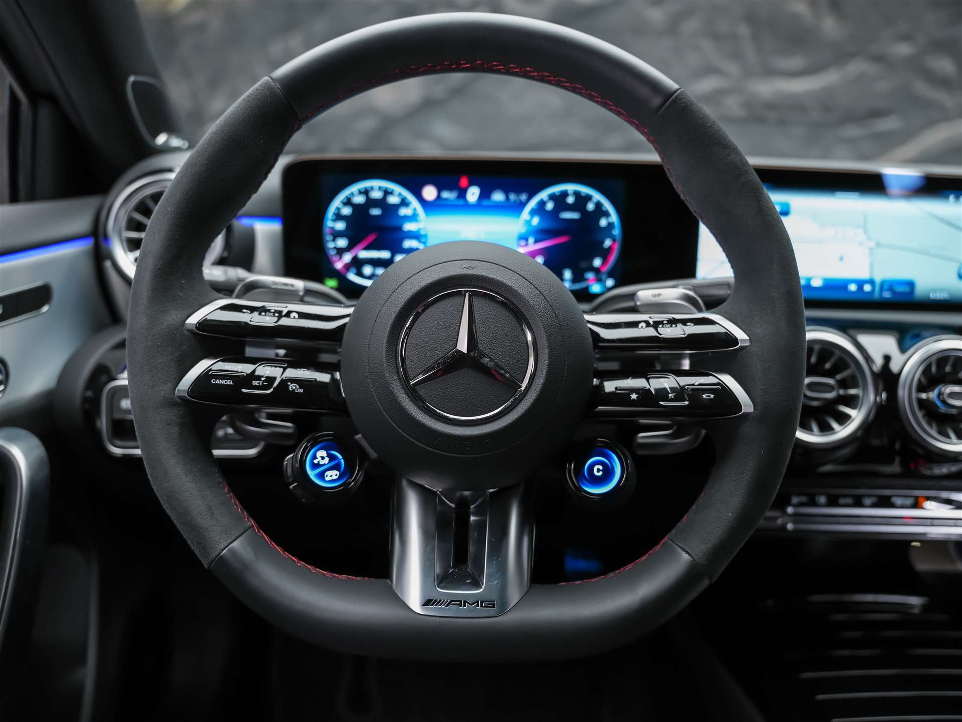 MERCEDES-BENZ A 45 S AMG 4matic+ *Werksgarantie*Abstandsregler*El. Sitze mit Memory*-image-26