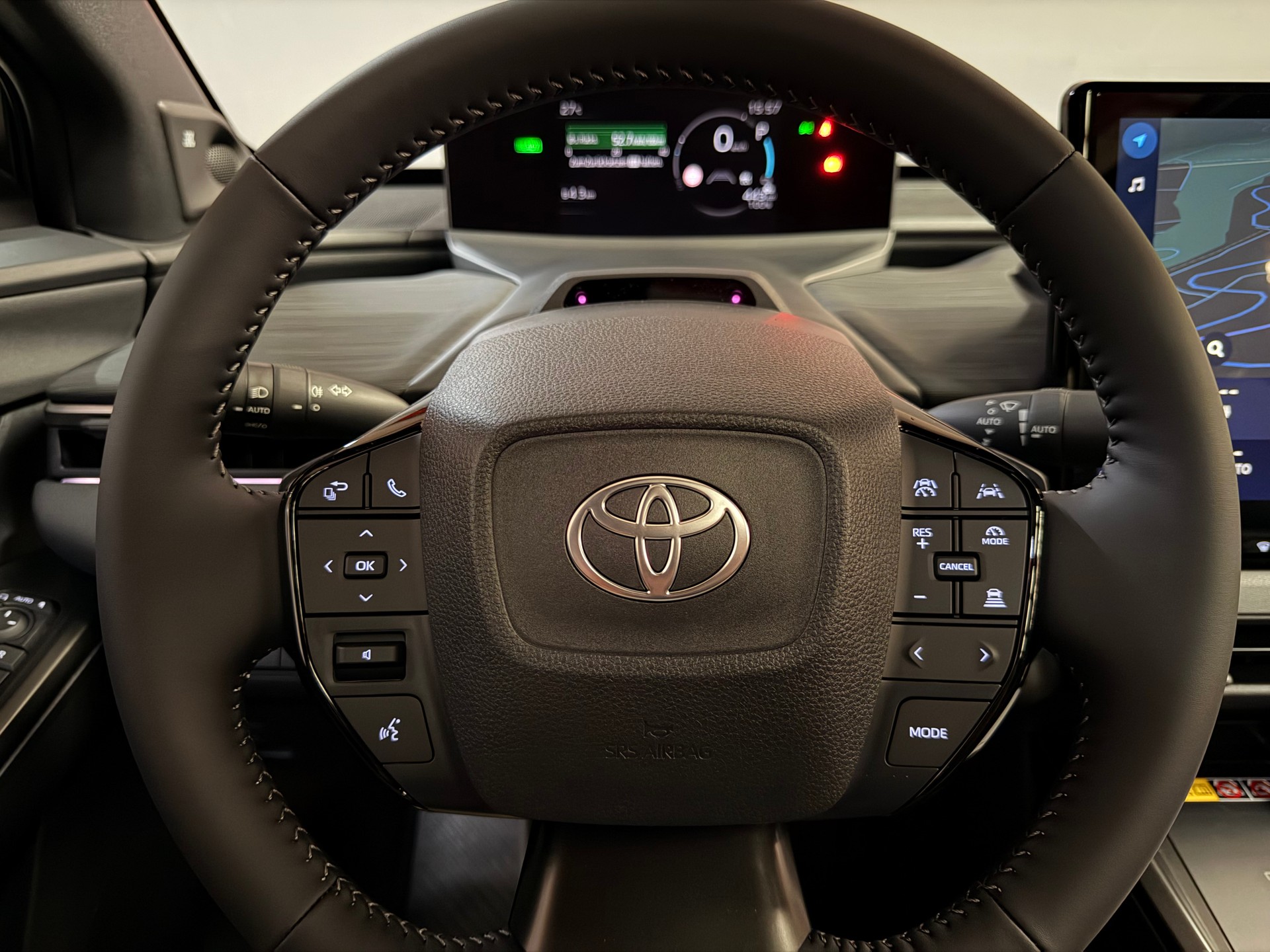 TOYOTA C-HR+ 77 kWh Premium AWD-image-24
