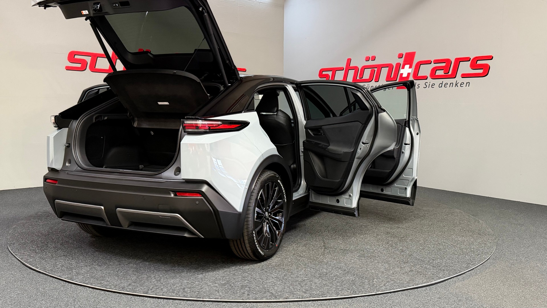 TOYOTA C-HR+ 77 kWh Premium AWD-image-6
