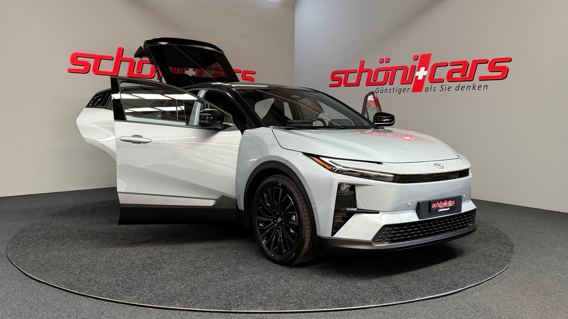 TOYOTA C-HR+ 77 kWh Premium AWD-image-8