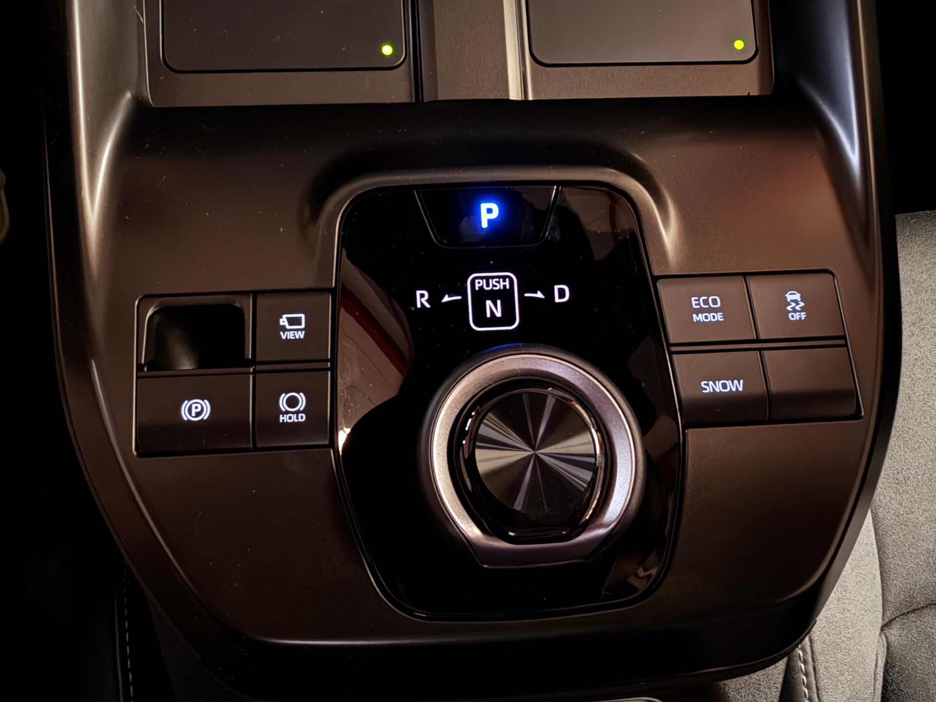 TOYOTA C-HR+ 77 kWh Premium AWD-image-26