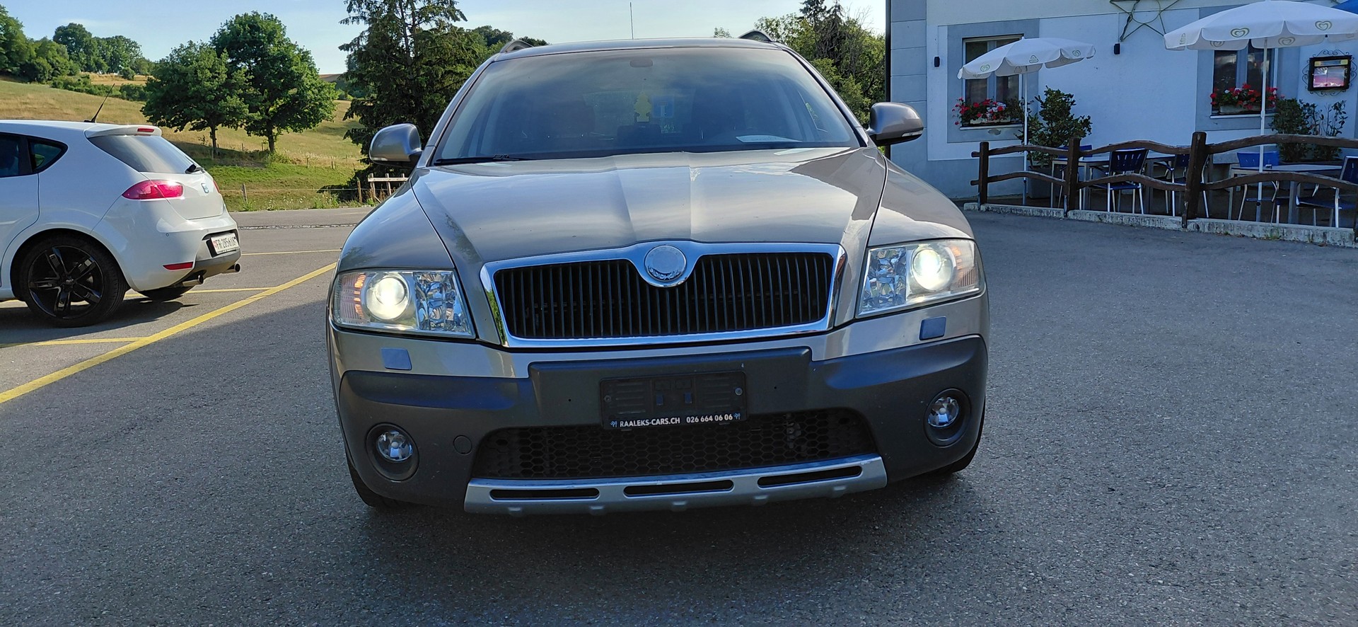SKODA Octavia Scout 1.8 FSI 4x4-image-5