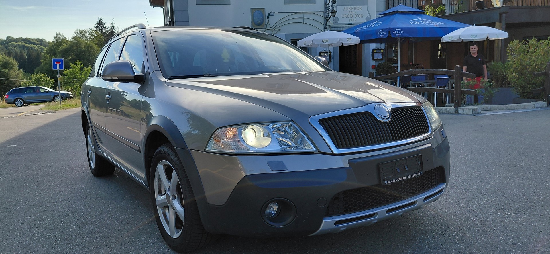 SKODA Octavia Scout 1.8 FSI 4x4-showroom-element-1