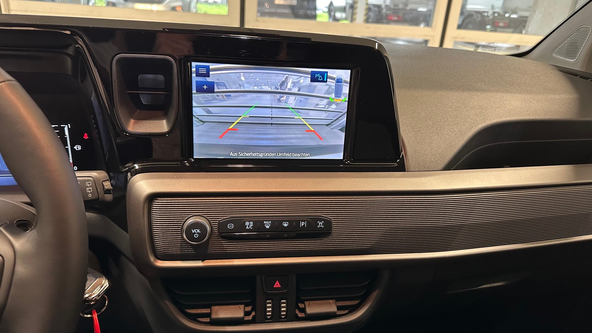 FORD Transit Courier Van 1.0 EcoBoost Trend-image-10