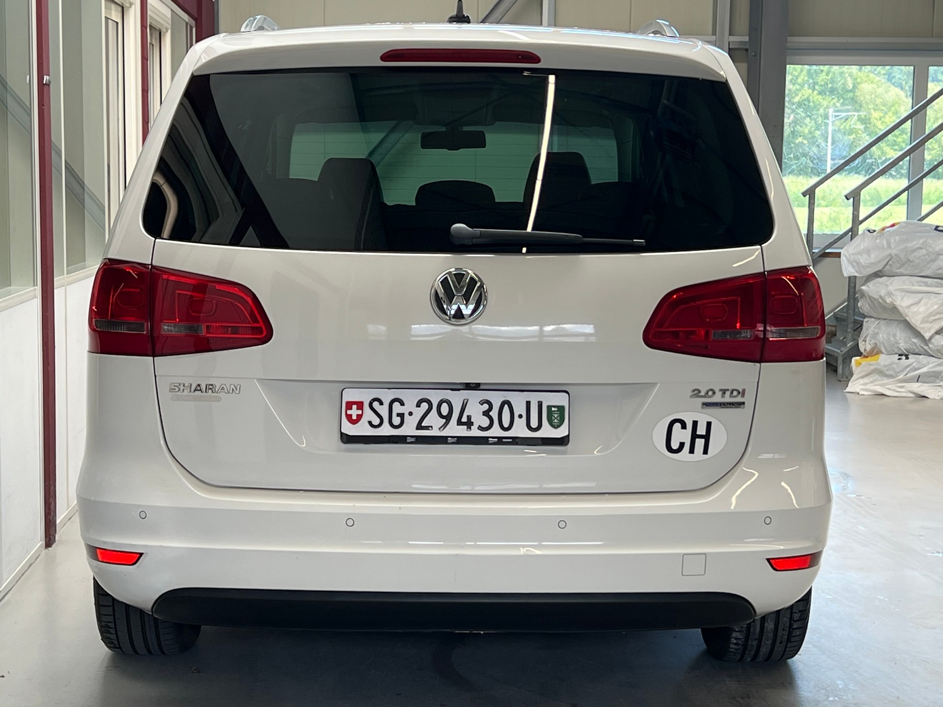 VW Sharan 2.0 TDI BlueMotion Technology Highline DSG-image-6