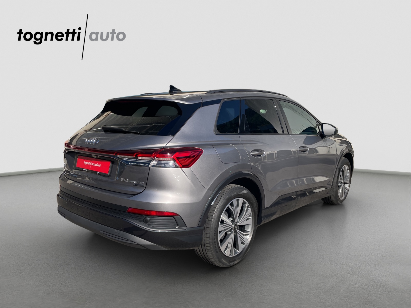 AUDI Q4 e-tron 50 quattro-showroom-element-3
