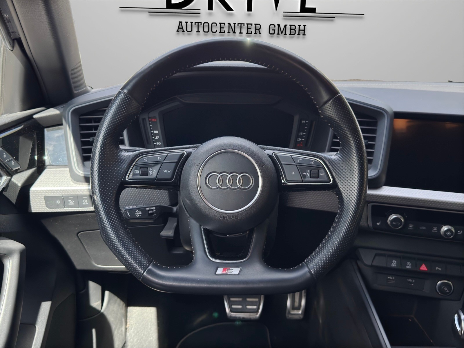 AUDI A1 Sportback 30 TFSI S-tronic-image-9