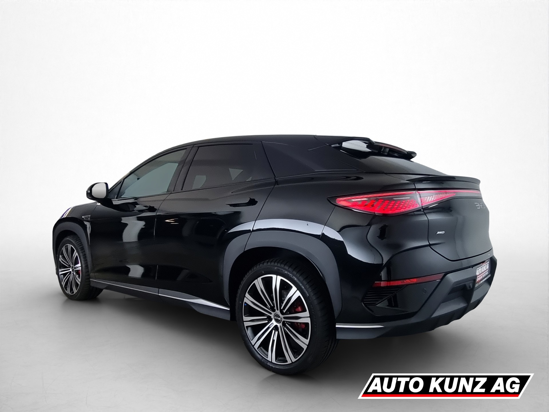 BYD Sealion 7 91,3 kWh Excellence AWD-showroom-element-3