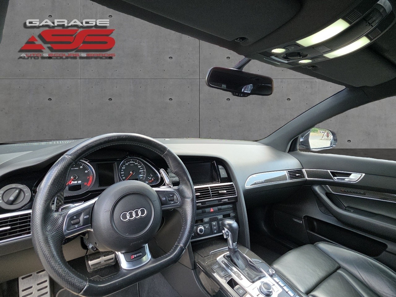 AUDI RS6 Avant 5.0 TFSI V10 quattro tiptronic-image-16