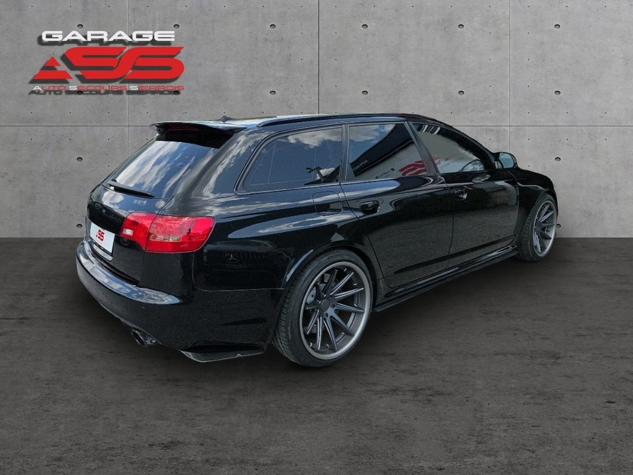 AUDI RS6 Avant 5.0 TFSI V10 quattro tiptronic-showroom-element-2