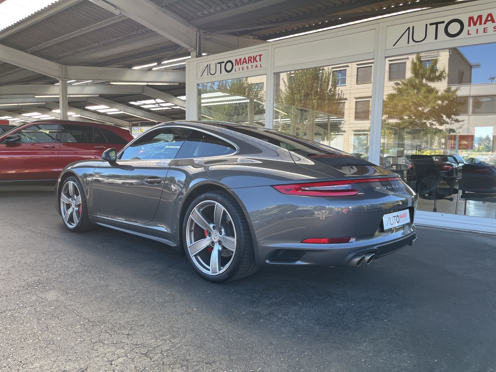 PORSCHE 911 Carrera 4S PDK-showroom-element-2