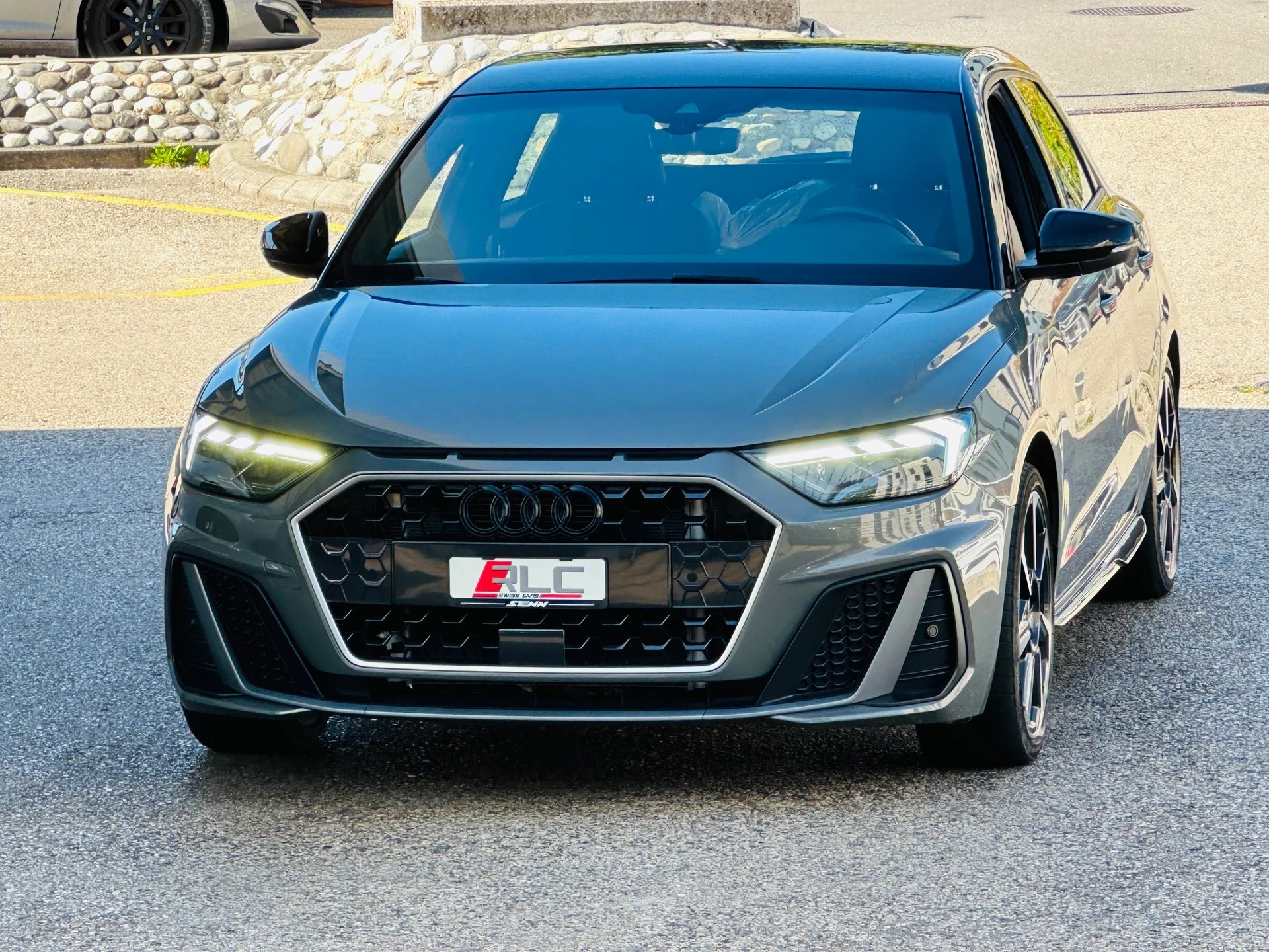 AUDI A1 Sportback 30 TFSI S Line Attraction S-tronic-image-6