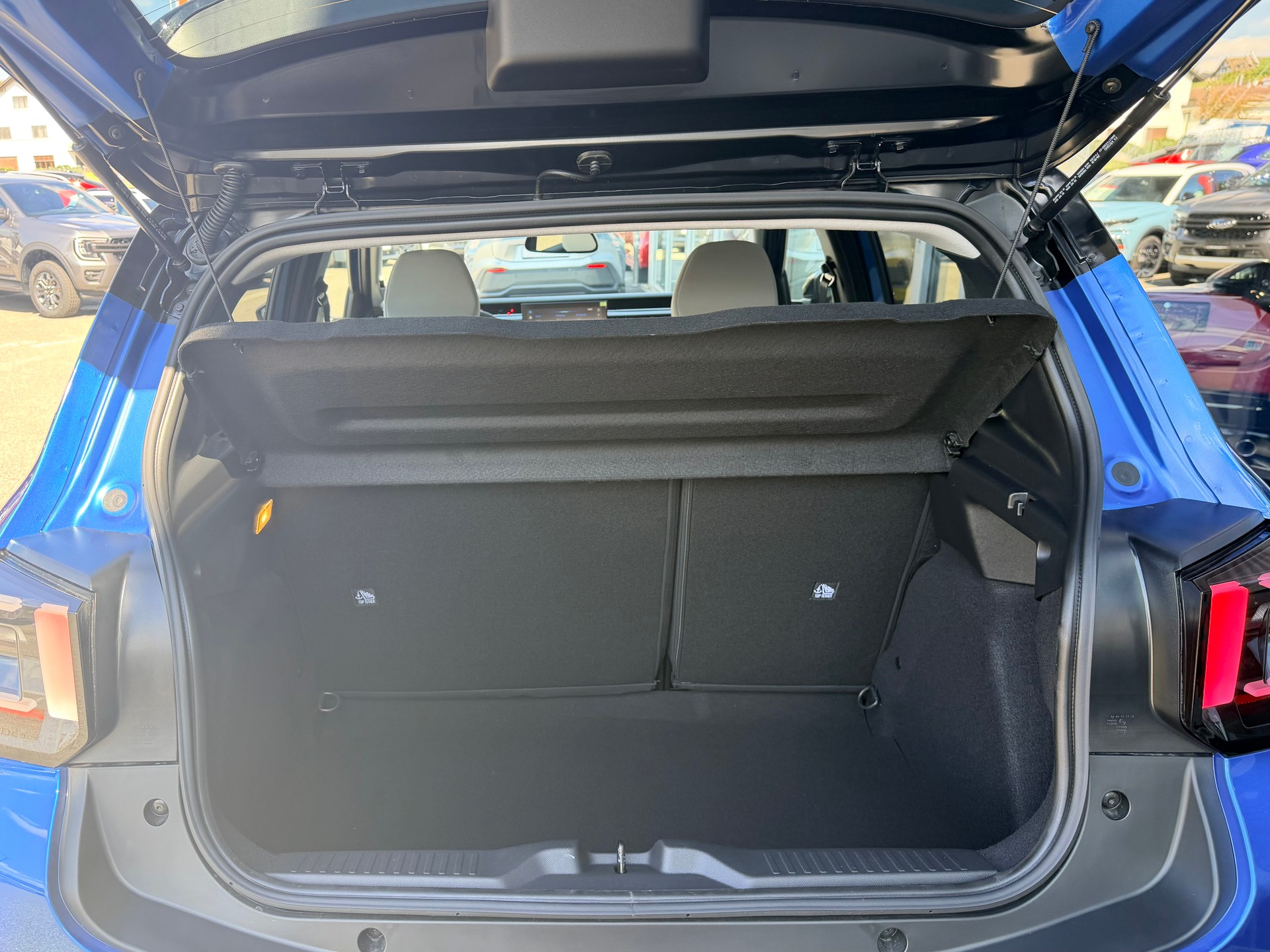 CITROEN e-C3 Aircross 44kWh Max-image-11