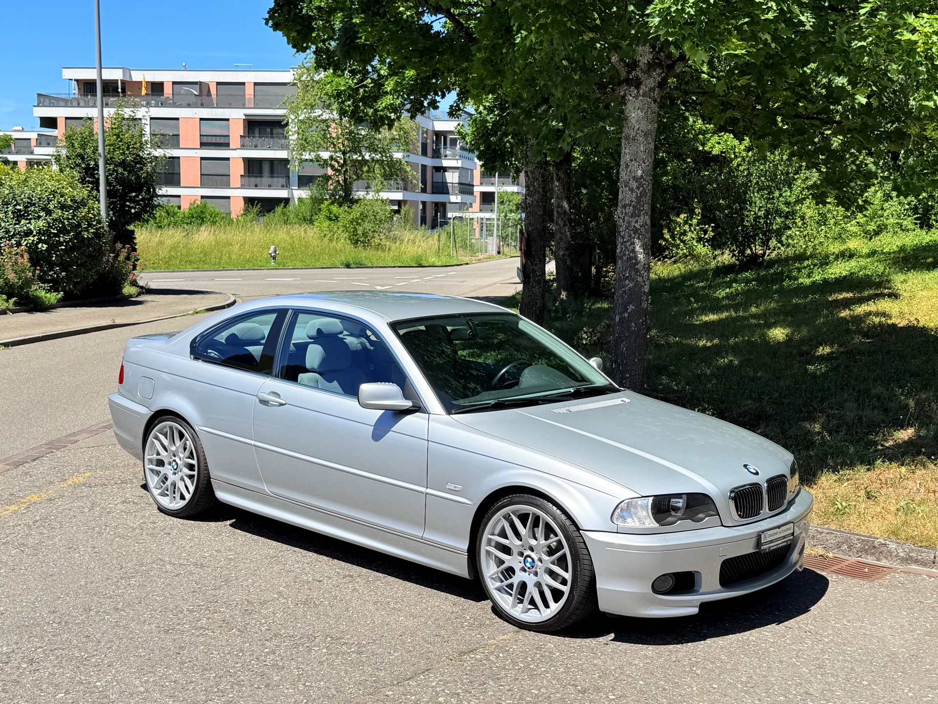 BMW 323Ci Coupé-image-4