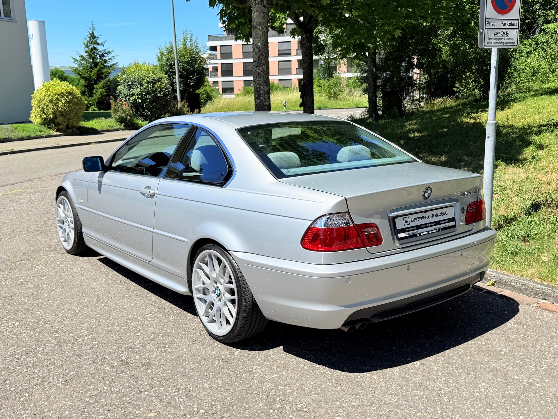 BMW 323Ci Coupé-image-3