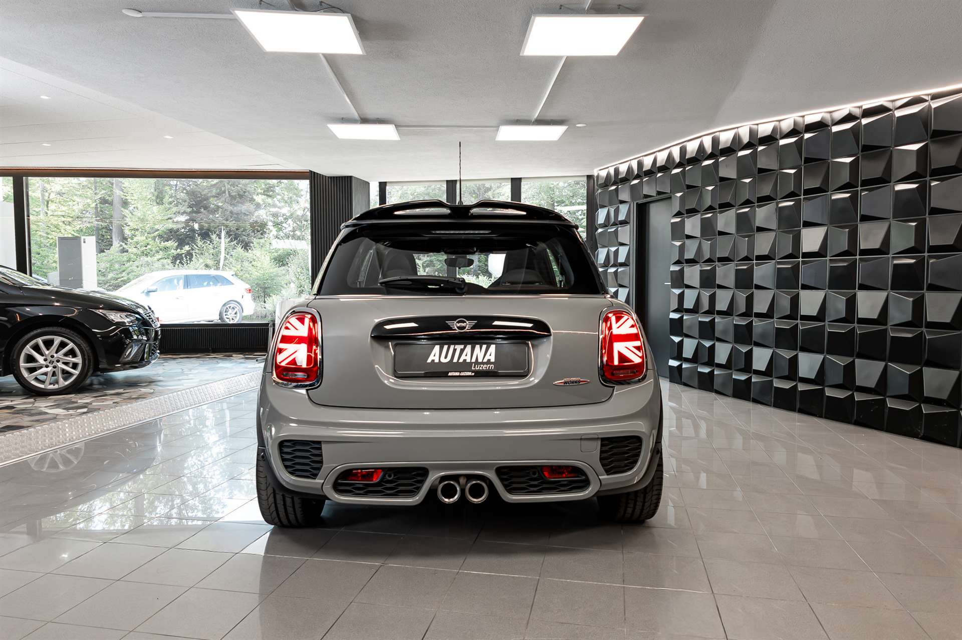 MINI Cooper John Cooper Works-image-4