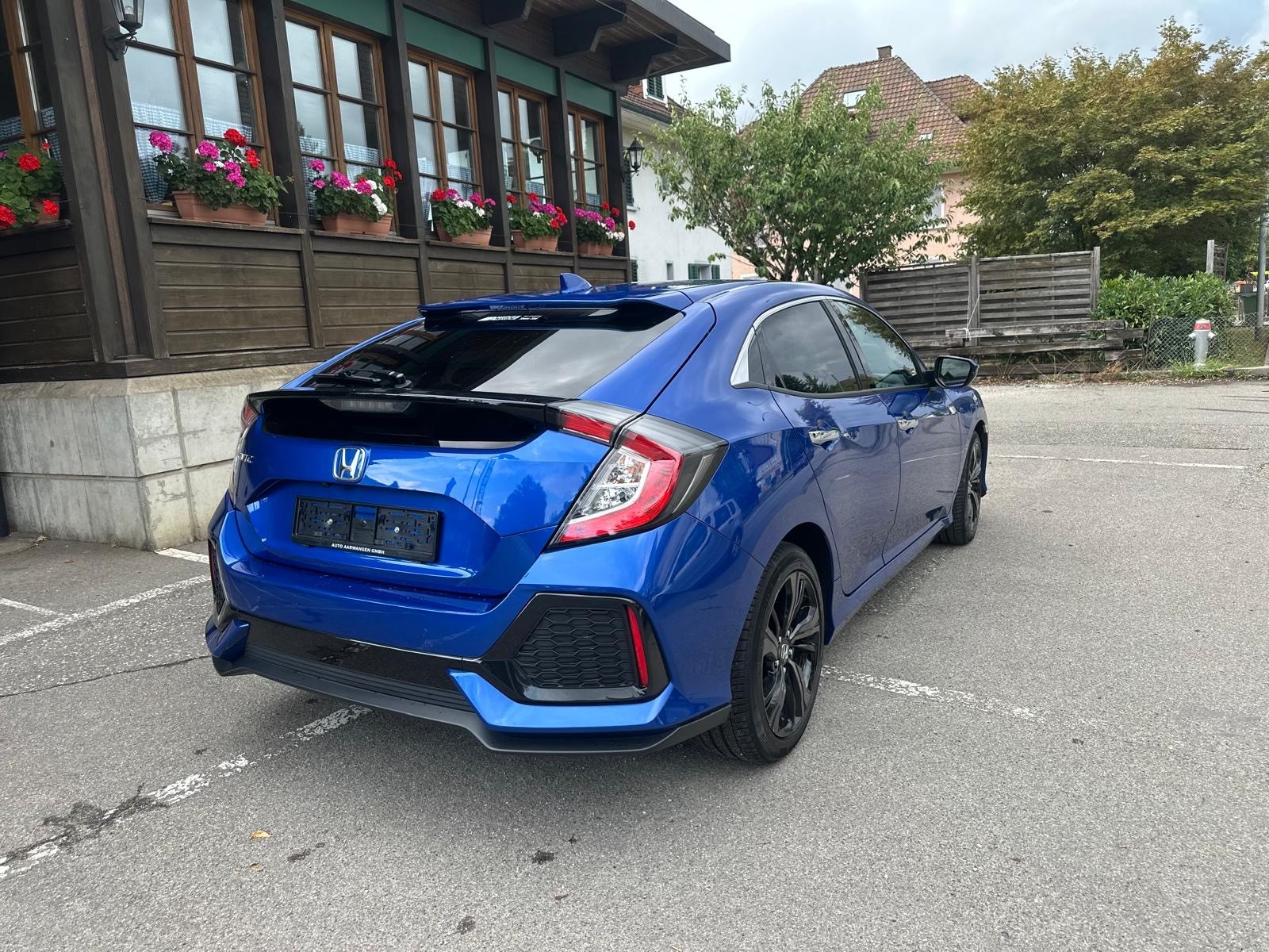 HONDA Civic 1.5 VTEC Prestige CVT-showroom-element-3