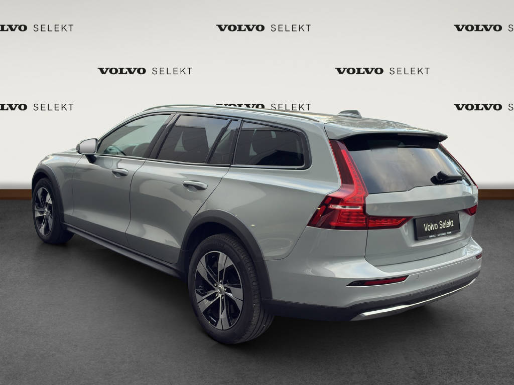 VOLVO V60 Cross Country 2.0 B5 Plus AWD-showroom-element-2