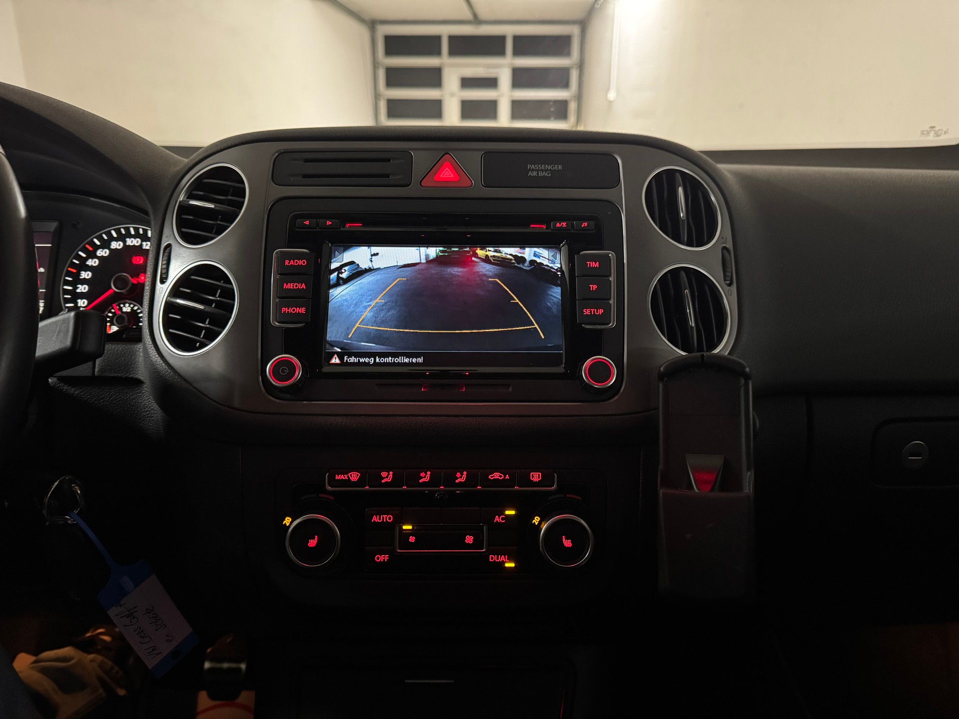 VW Golf Plus Cross 1.4 TSI Highline 1-Hand-image-12