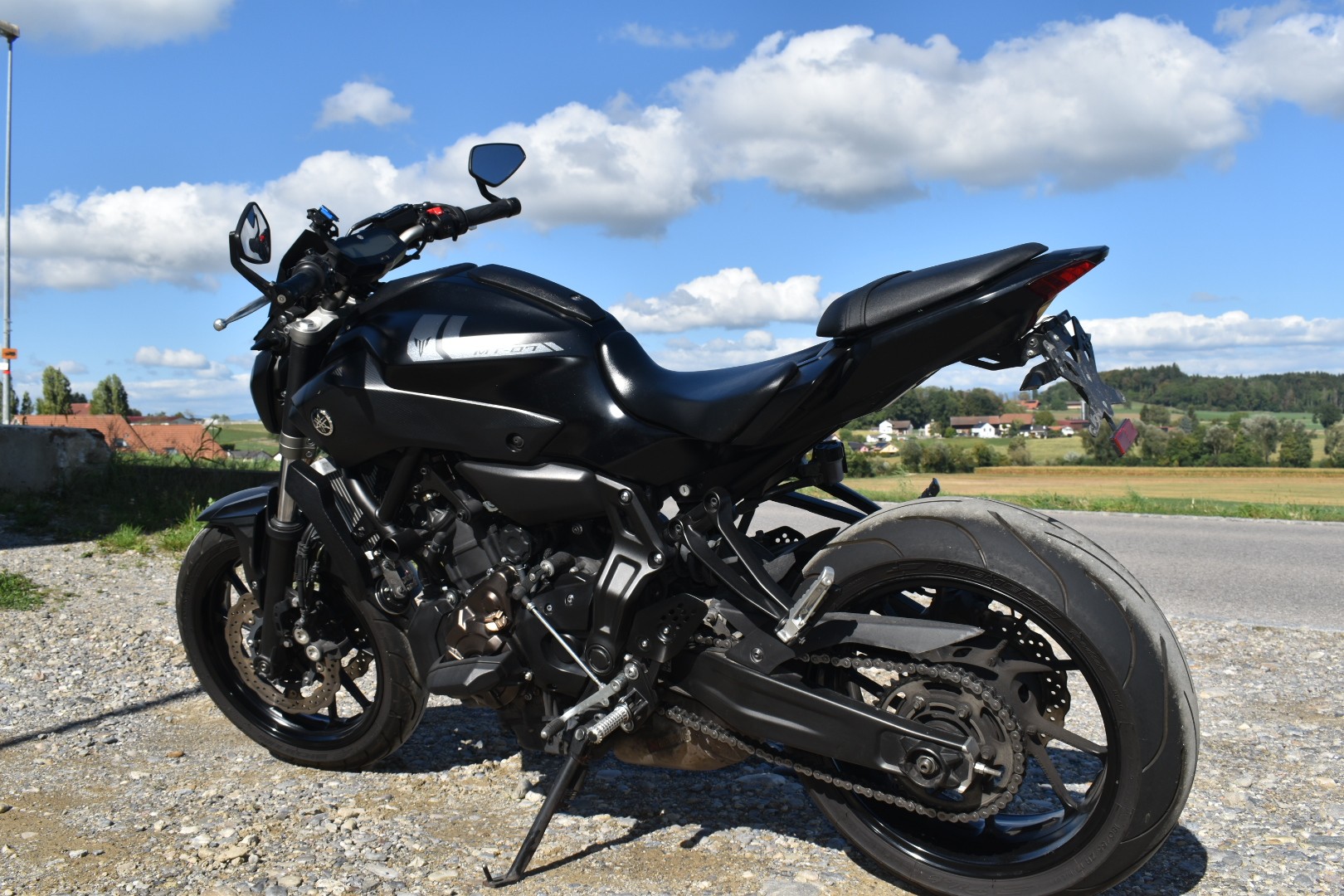 YAMAHA MT-07-image-1