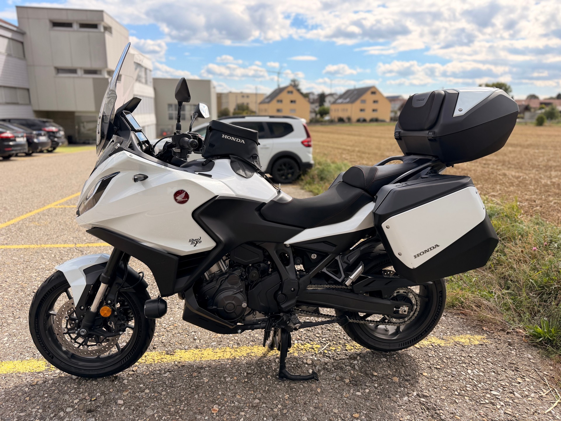 HONDA NT 1100 DCT-image-6