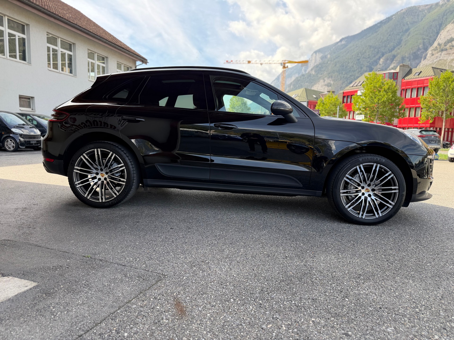 PORSCHE Macan S Diesel PDK-showroom-element-3