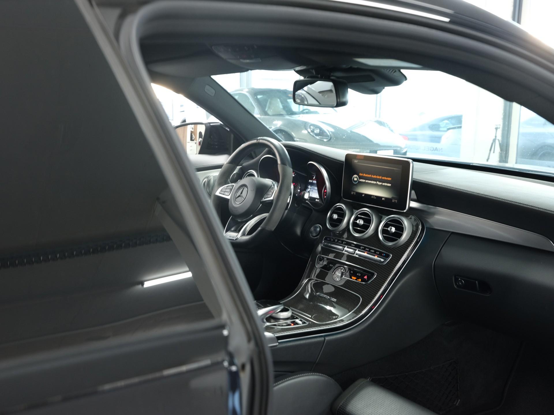 MERCEDES-BENZ C 63 S AMG Edition 1 Speedshift *Burmester* *Sportsitze* *Carbon*-image-27