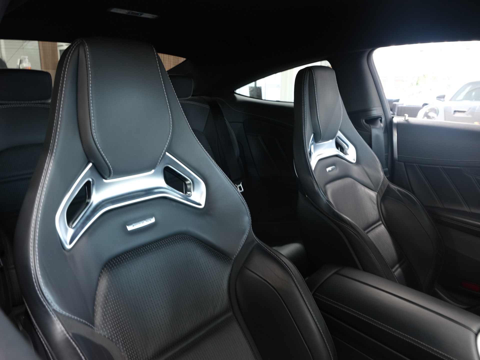 MERCEDES-BENZ C 63 S AMG Edition 1 Speedshift *Burmester* *Sportsitze* *Carbon*-image-31