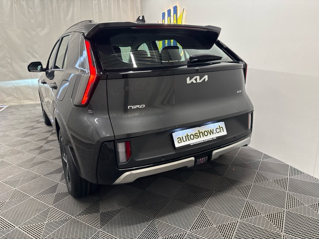KIA Niro 1.6GDi Hybrid DCT-image-13