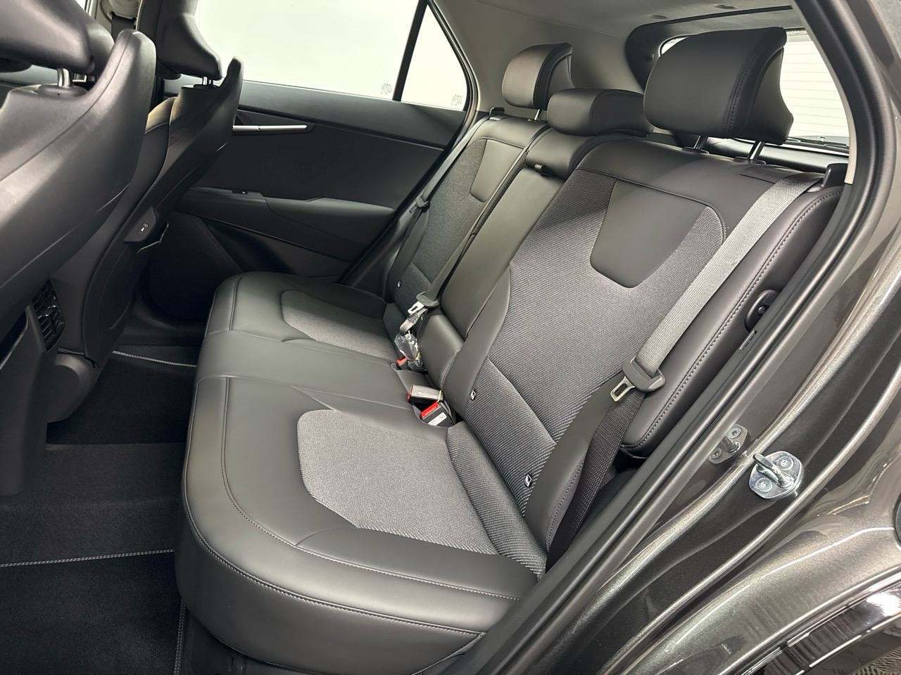 KIA Niro 1.6GDi Hybrid DCT-image-11