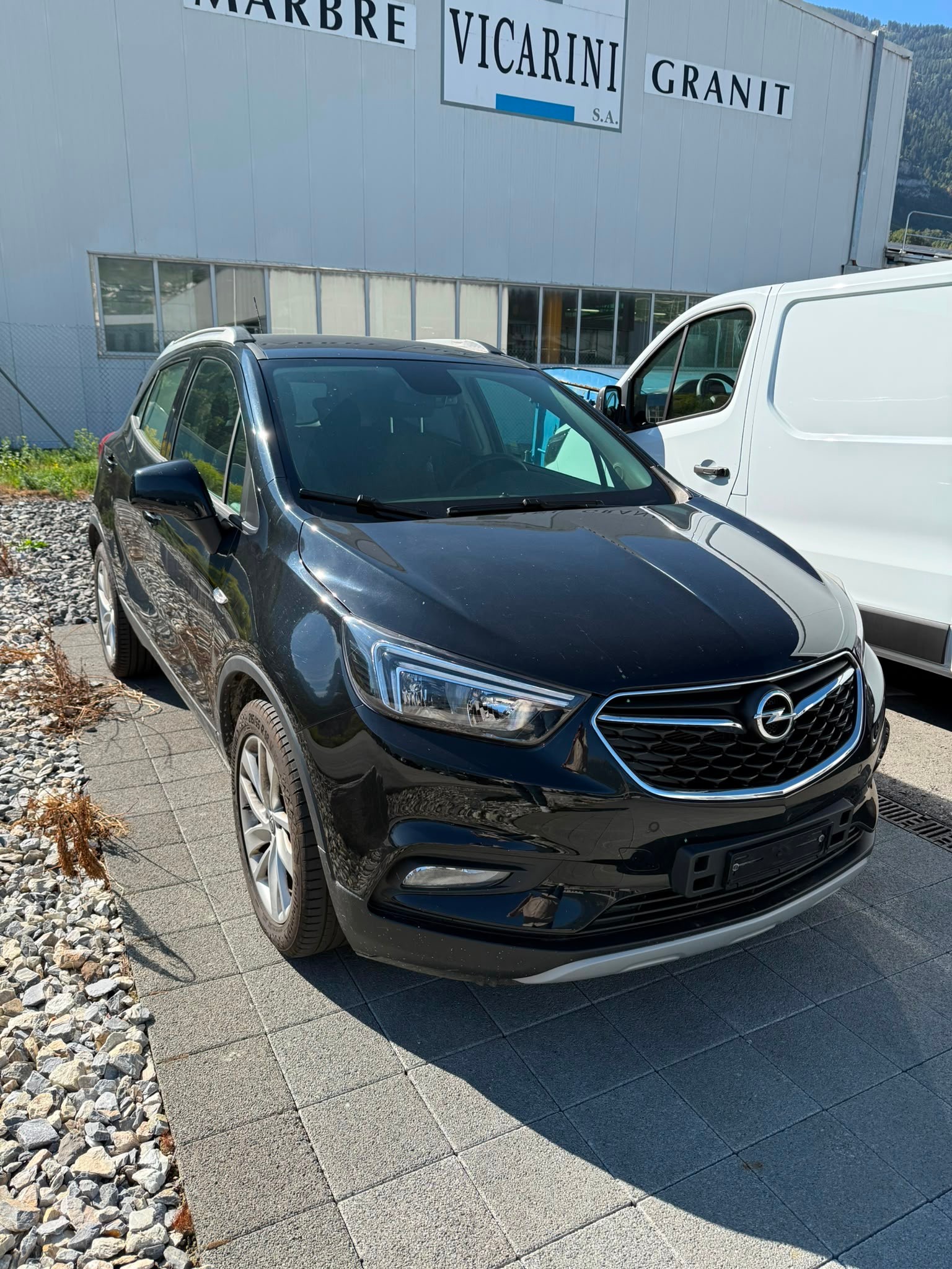 OPEL MOKKA X-showroom-element-1