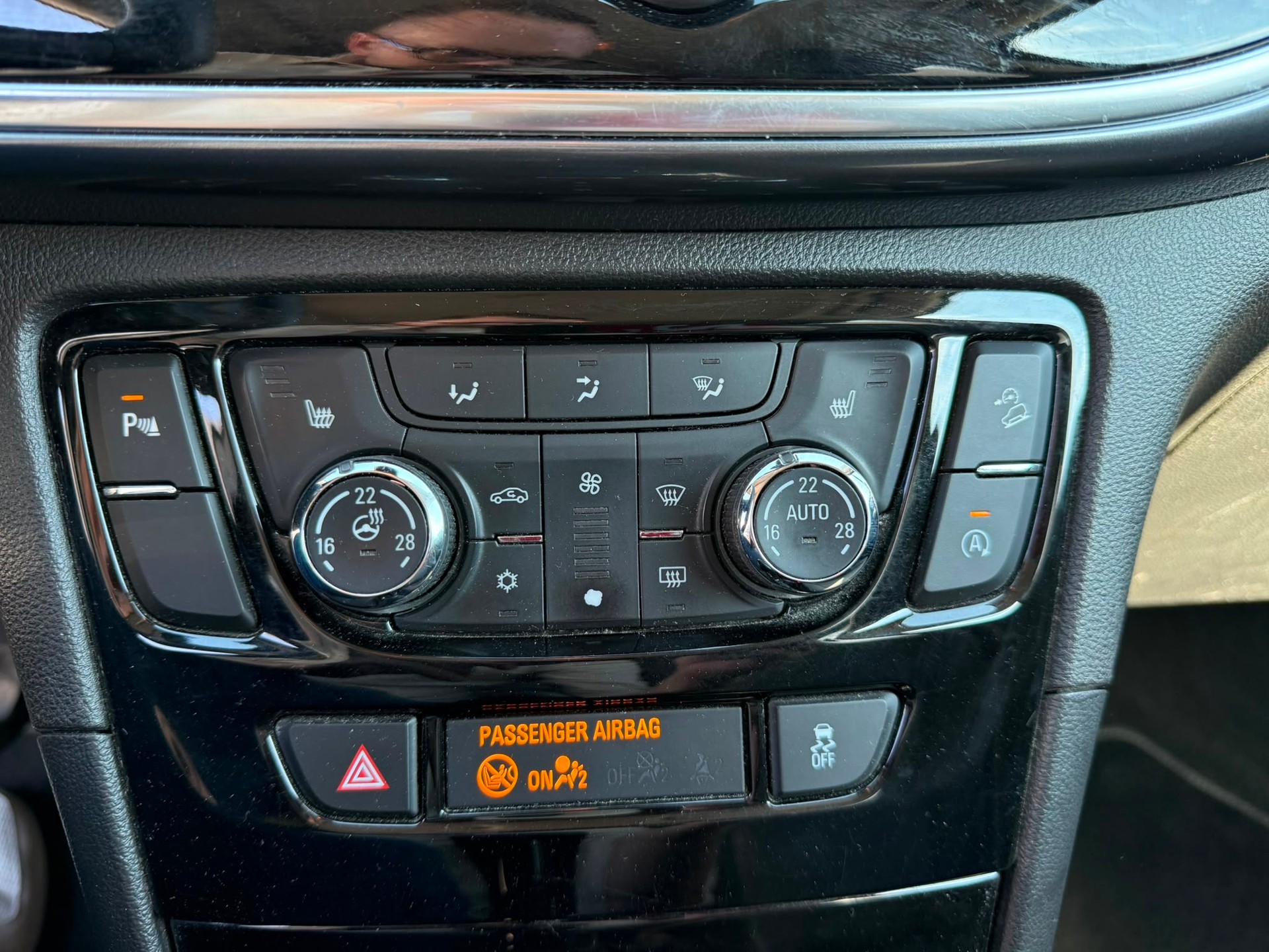 OPEL MOKKA X-image-8