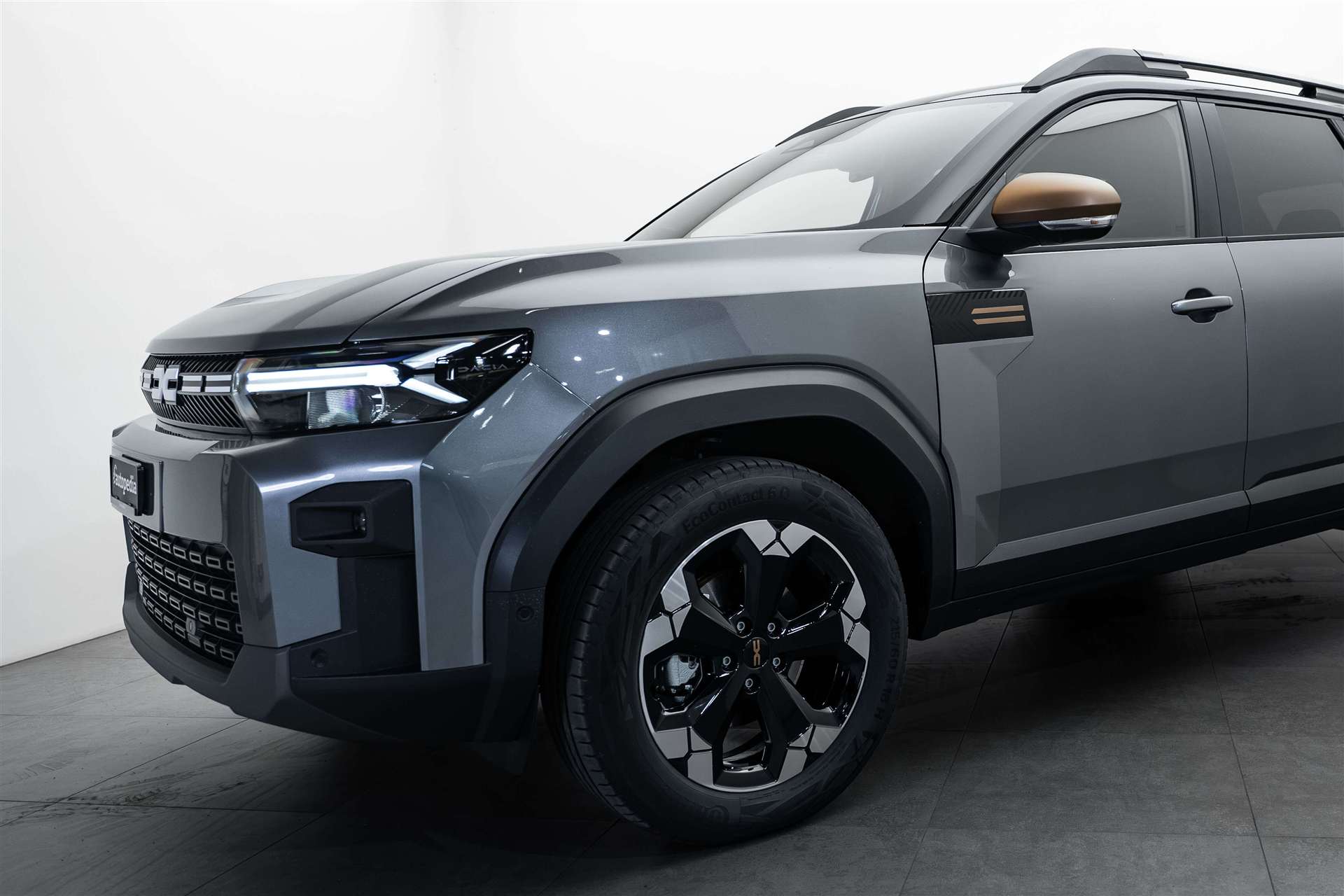 DACIA DACIA Bigster HEV 155 Extreme Automat-showroom-element-1