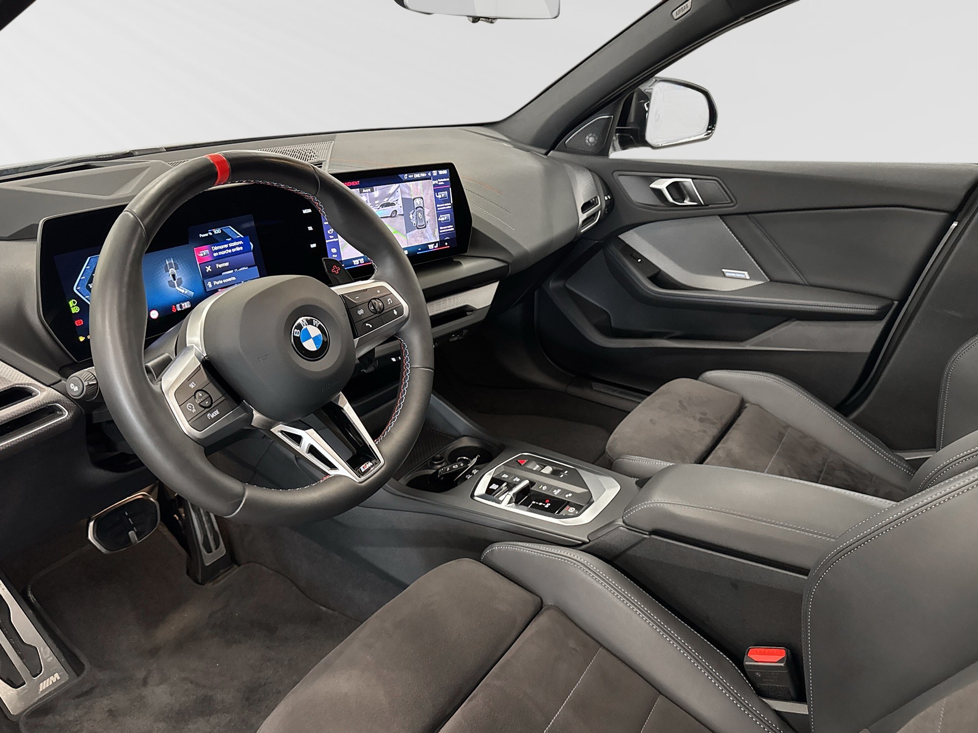 BMW M135 xDrive M Sport Pro-showroom-element-3