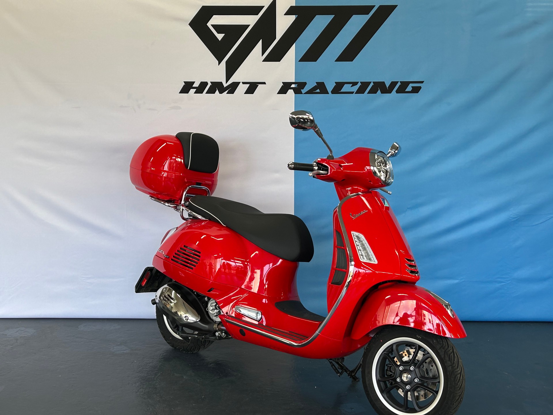 PIAGGIO Vespa GTS 300 Super ABS-image-2