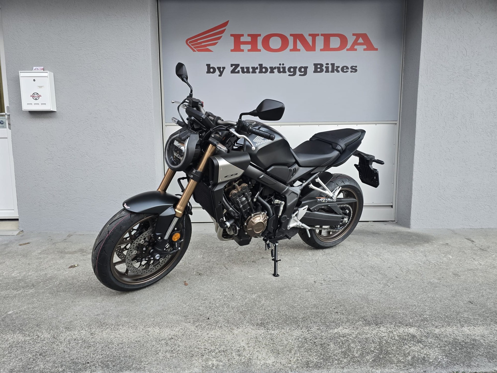 HONDA CB 650 R E-Clutch-image-0