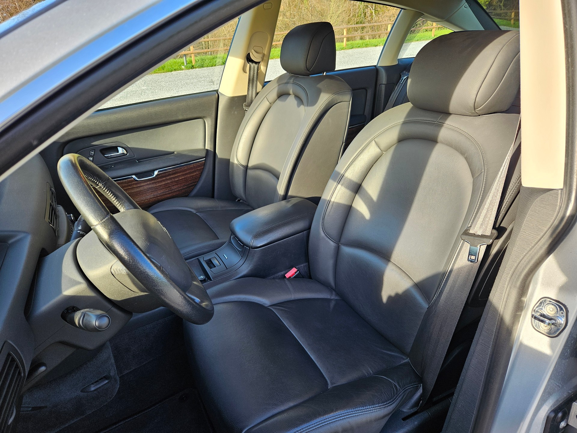 CITROEN C6 Sedan 3.0i V6 Exclusive Automatic-image-7