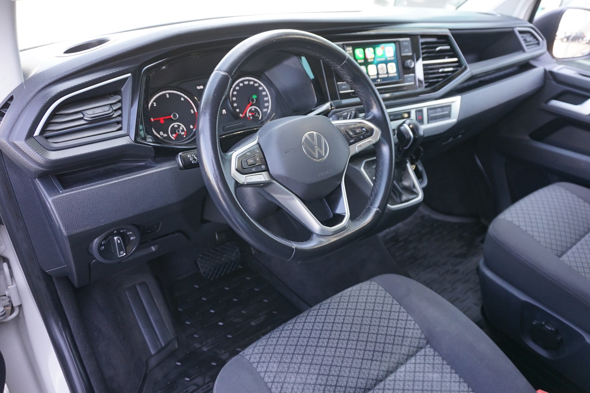 VW T6.1 Multivan 2.0TDI T.Liberty DSG 150PS 7-Plätzer!!-image-17