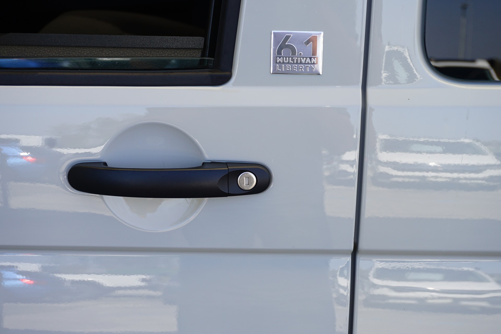 VW T6.1 Multivan 2.0TDI T.Liberty DSG 150PS 7-Plätzer!!-image-13