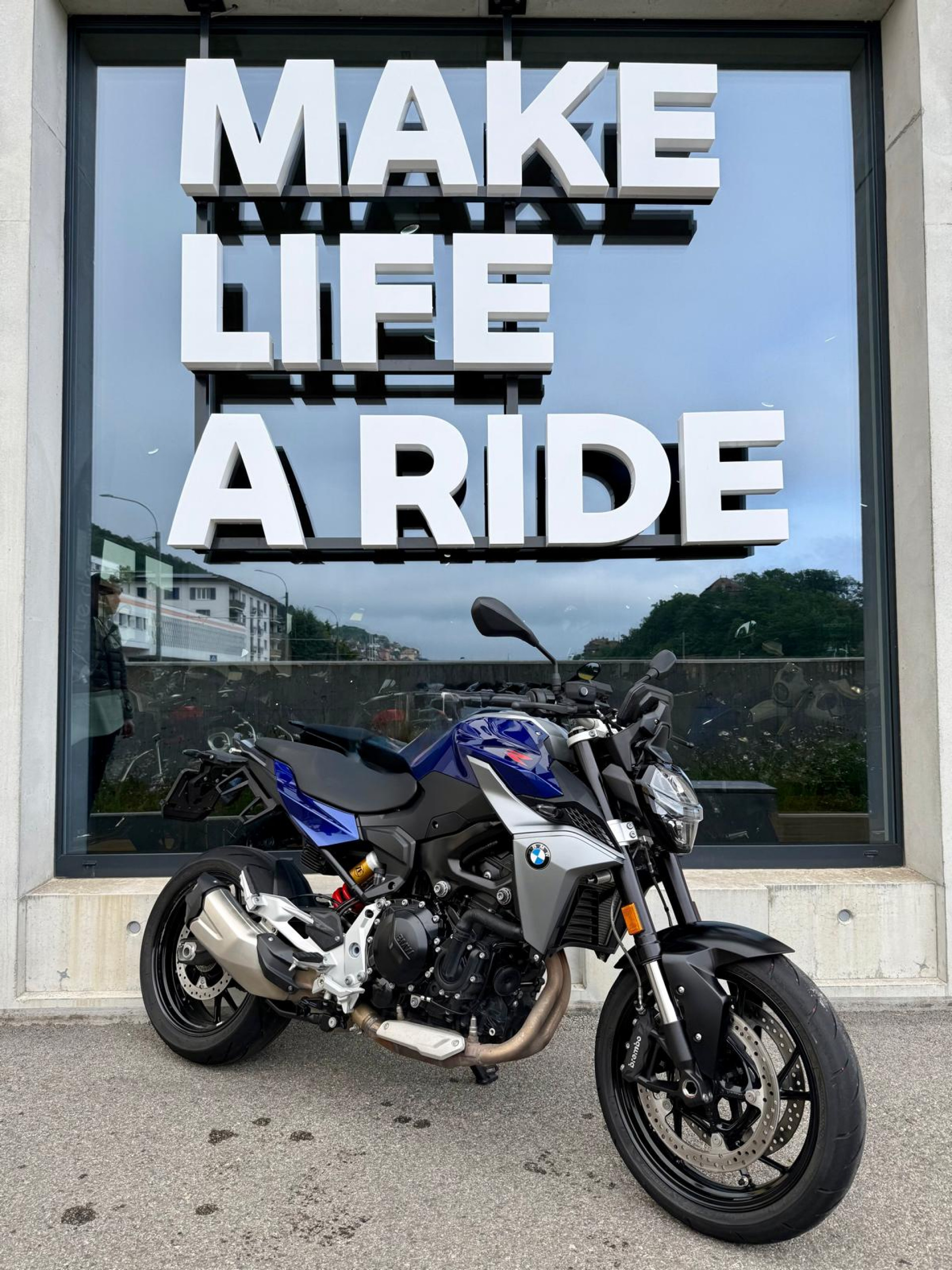 BMW F 900 R-image-0
