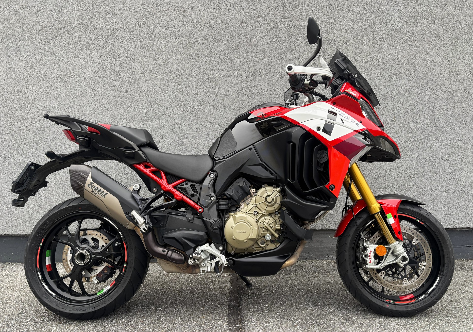 DUCATI Multistrada V4 Pikes Peak-image-0