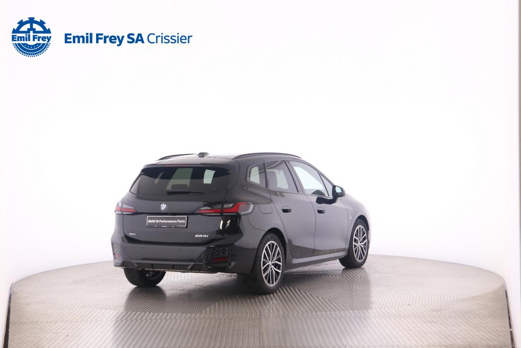 BMW 223i xDrive Active Tourer-image-4