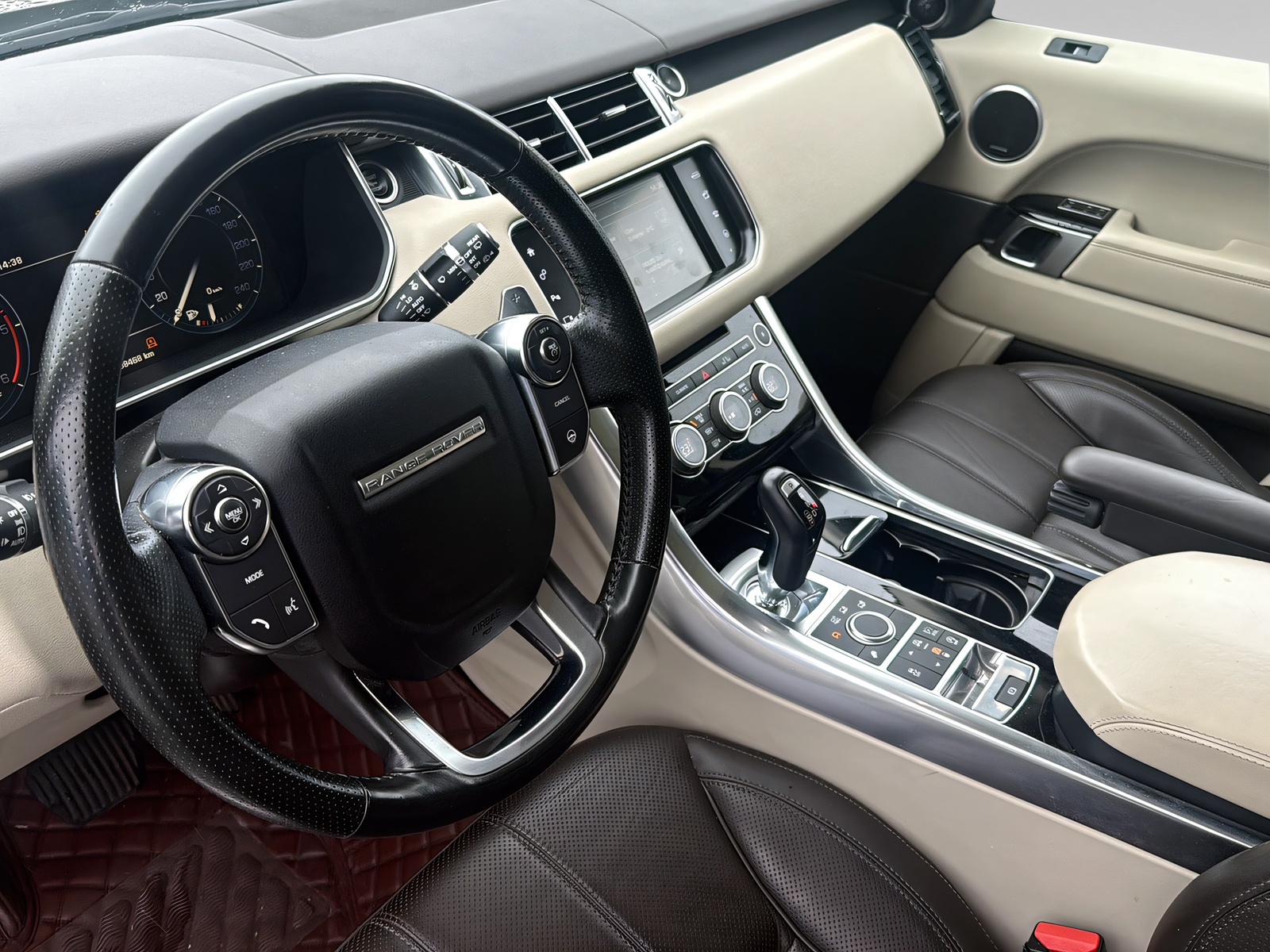 LAND ROVER Range SPORT-image-9