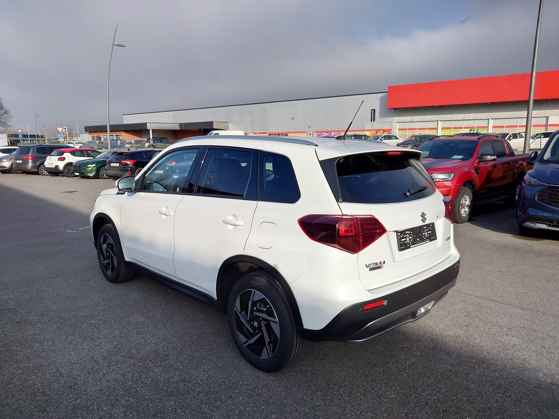 SUZUKI Vitara 1.4 T Compact Top Hybrid 4x4-image-3