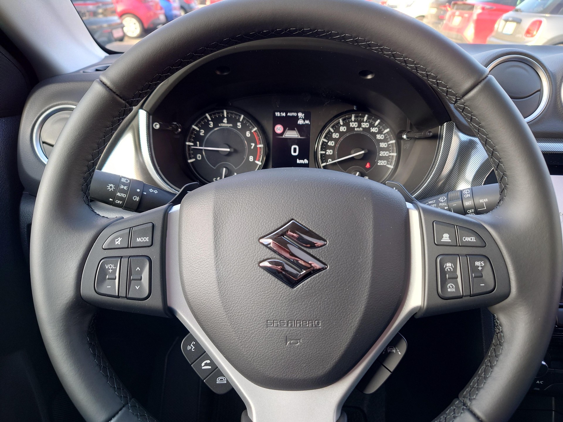 SUZUKI Vitara 1.4 T Compact Top Hybrid 4x4-image-9