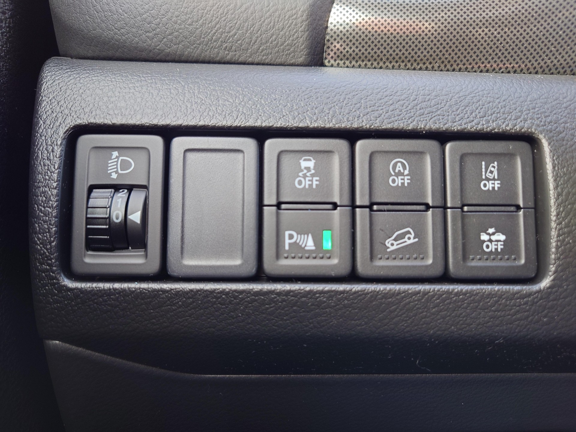SUZUKI Vitara 1.4 T Compact Top Hybrid 4x4-image-10