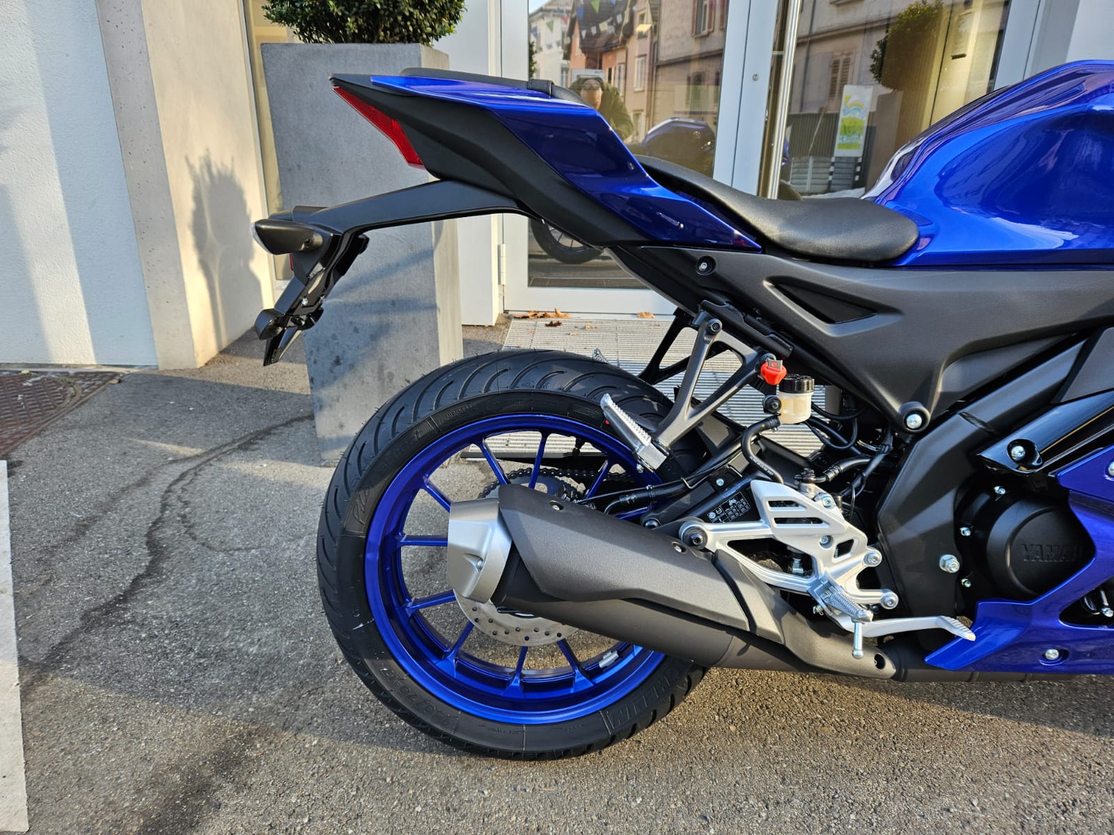 YAMAHA YZF-R 125 ABS-image-5