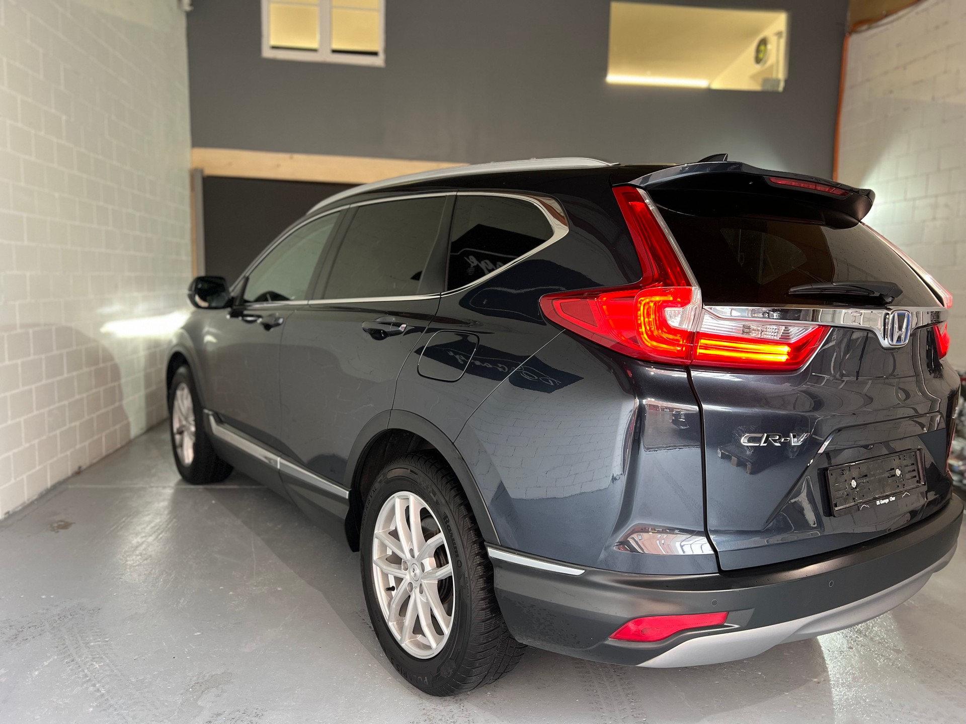 HONDA CR-V 2.0i MMD Hybrid Executive 4WD Automatic-image-3