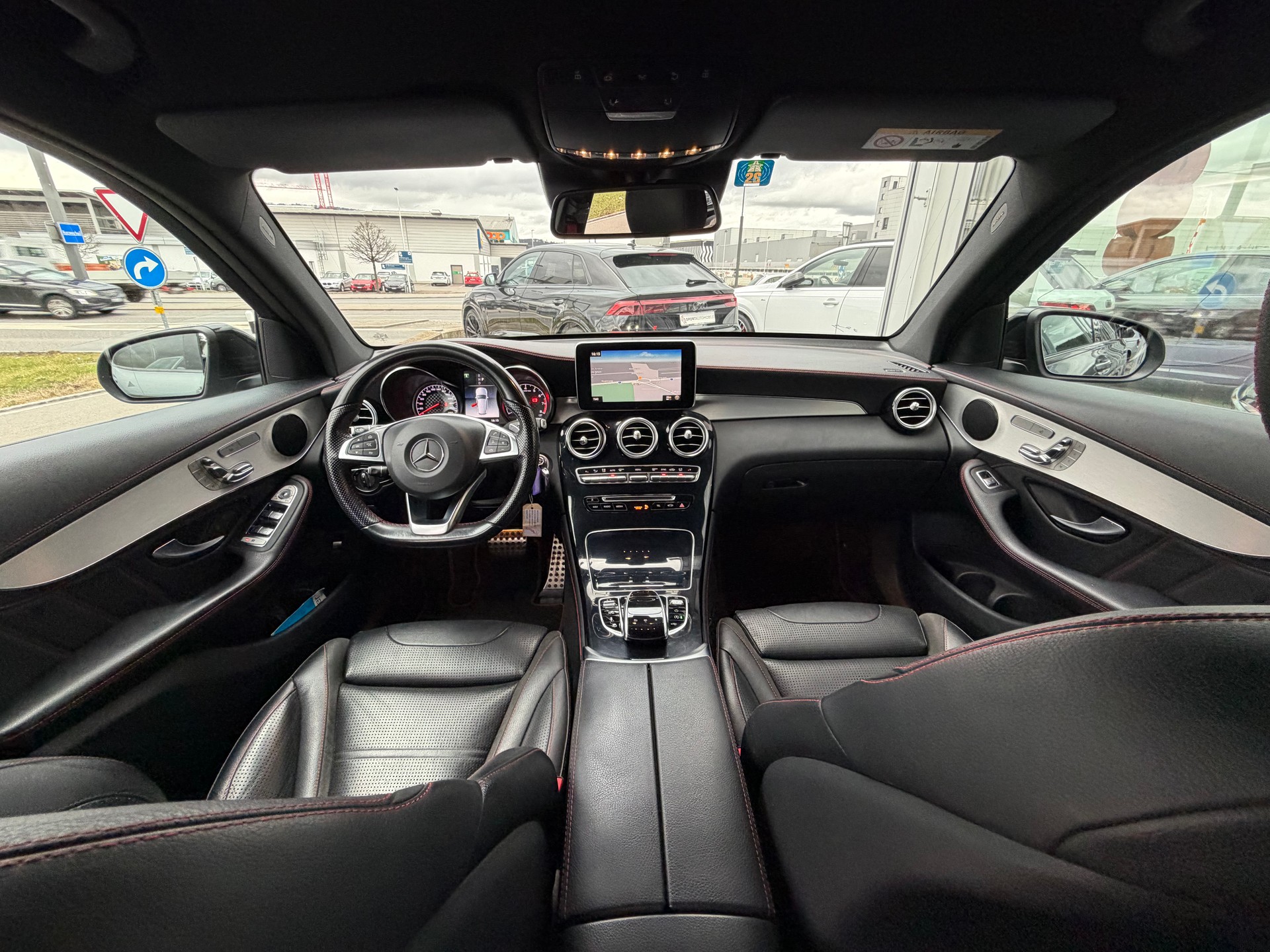 MERCEDES-BENZ GLC 43 AMG 4Matic 9G-Tronic-image-8